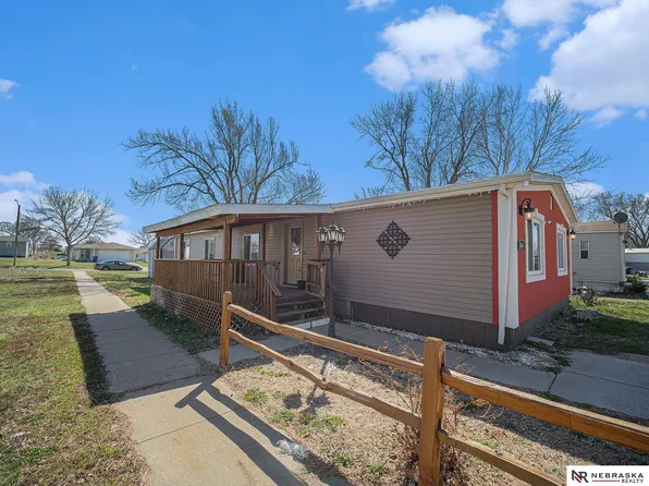 2630 N 3rd St, Lincoln, NE 68521