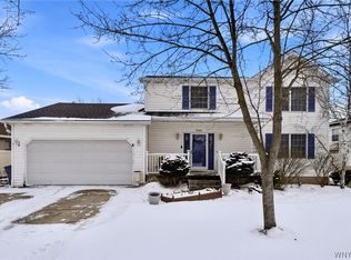 2208 Katherine Dr, Niagara Falls, NY 14304