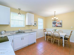 201 Seminole Rd, Atlantic Beach, FL 32233