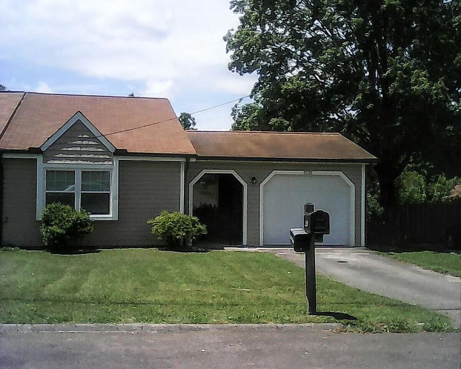 1st image of 7501 Chatham Cir