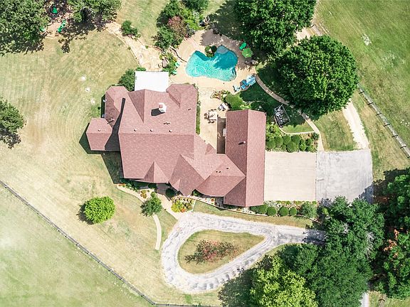 2nd image of 3226 County Road 4660