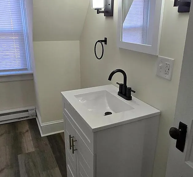 213 W Market St #3 — Photo 15