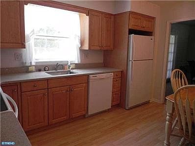 4th image of 3314 Cross Country Dr