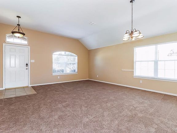 4th image of 5312 Selago Dr