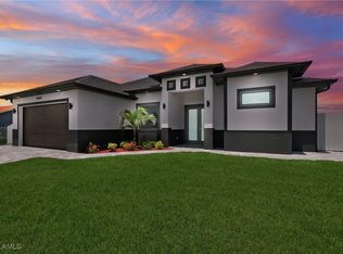 1023 NE 12th Terrace Cpe, Coral, FL 33909