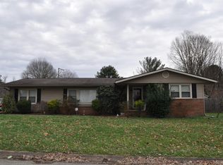 1858 Stivers Rd, Aberdeen, OH 45101