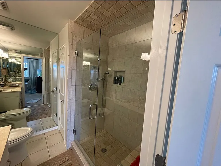 637 Battery Pl #1 — Photo 27