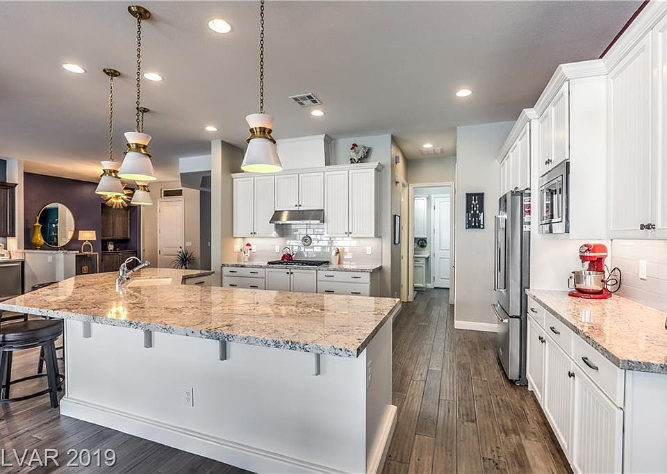 1st image of 269 Lindura Ct