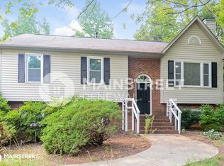 919 Ashley Park Ct, High Point, NC 27265
