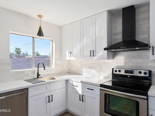 2307 E 3RD Drive, Mesa, AZ 85204