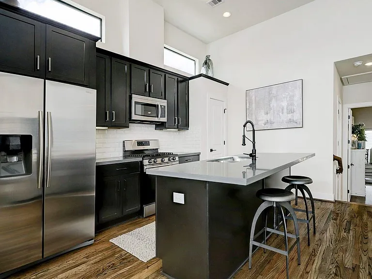 3929 Tulane St — Photo 2