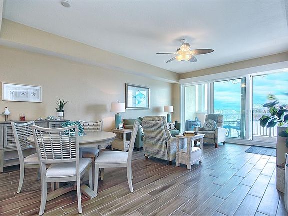4th image of 706 Bayway Blvd Unit 302