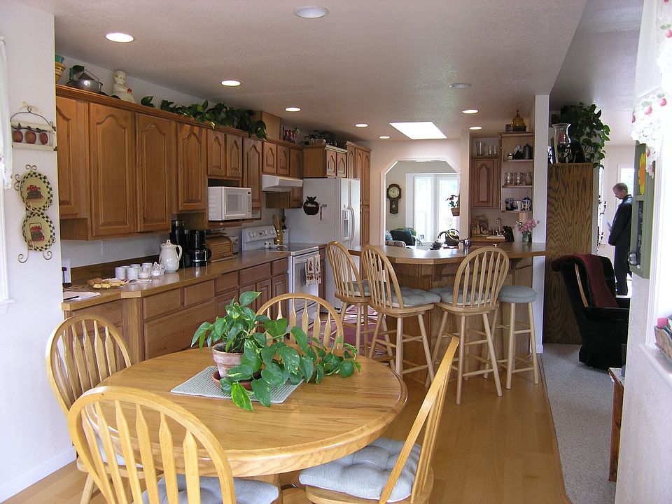 Large Kitchen
