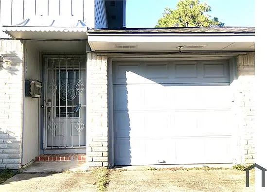6310 S Briar Bayou Dr — Photo 2