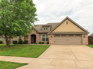 3004 SW Calm Ridge Rd, Bentonville, AR 72713