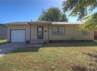 3403 S Walnut Creek Dr, Sand Springs, OK 74063