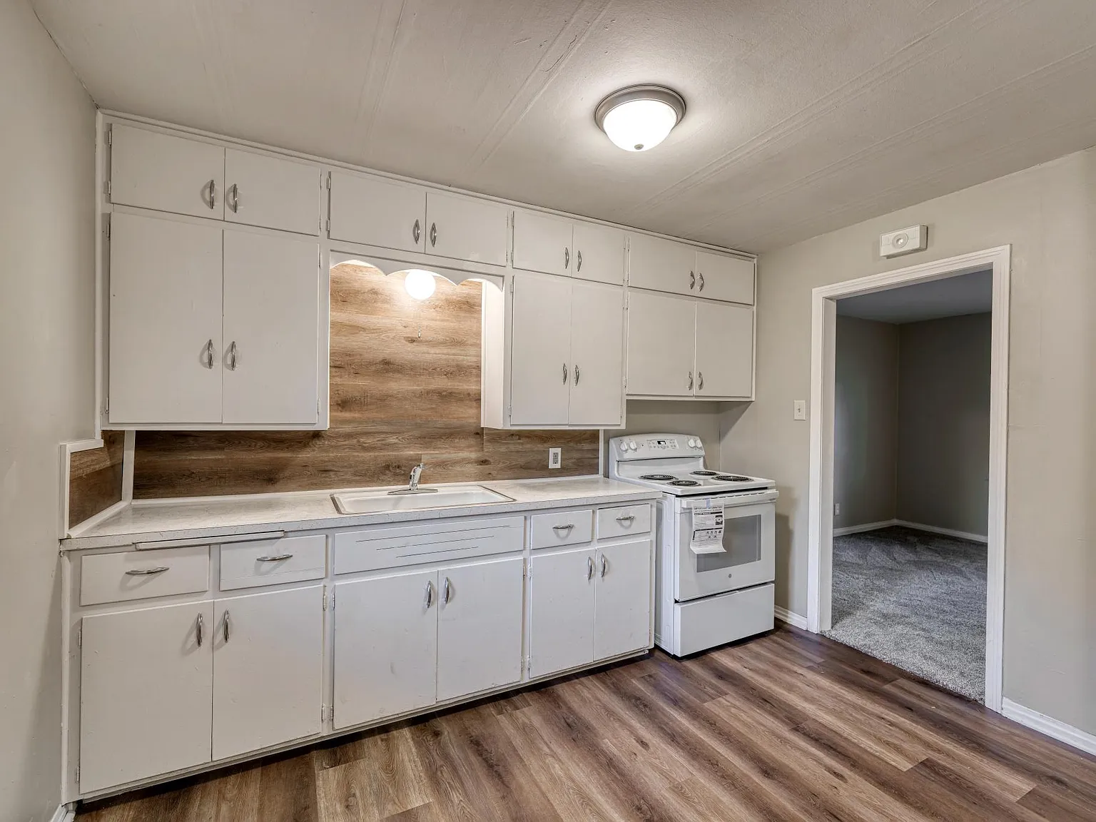 2 bed, 864 sqft, $1,150 — Photo 4