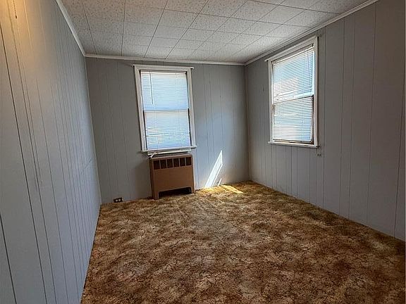5th image of 10 E Ruddle St