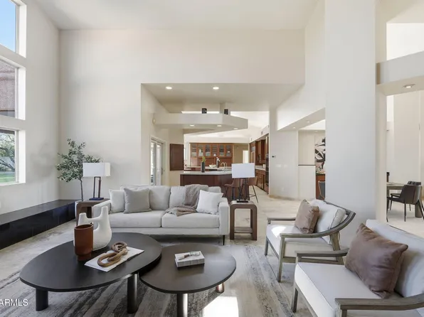 5332 W MISTY WILLOW Lane, Glendale, AZ 85310