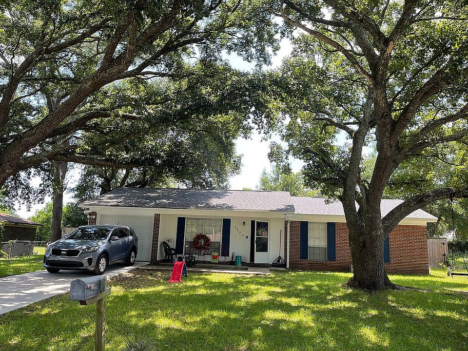 1st image of 4522 Silver Oak St