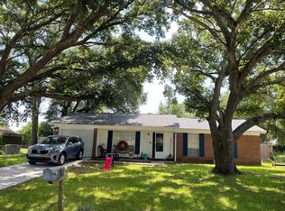 4522 Silver Oak St, Pensacola, FL 32505