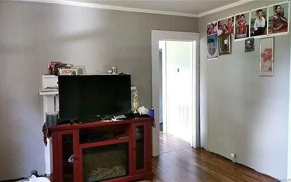 5th image of 354 8th Avenue Dr SW