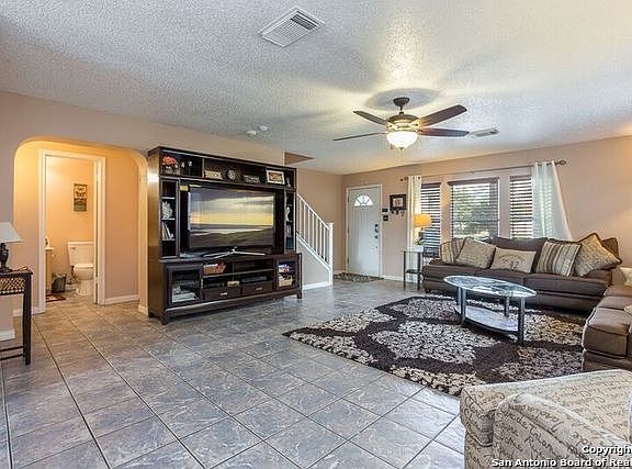 5th image of 9307 Victory Pass Dr