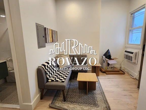 3rd image of 28 Providence St #32-4B