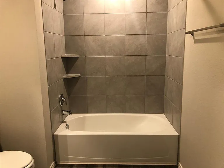 9224 Inland Leather Ln — Photo 10