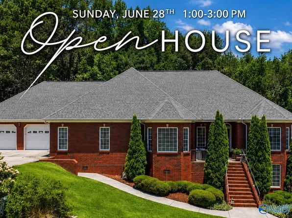 3044 Waterfront St, Guntersville, AL 35976