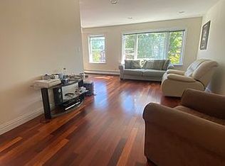 47-16 213th St #2, Bayside, NY 11361