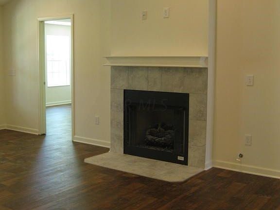 3rd image of 5478 Nottinghamshire Ln
