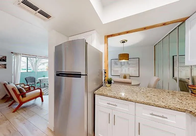 2900 Lichen Ln #B — Photo 8