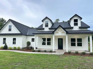 14594 Mahan Dr, Tallahassee, FL 32309