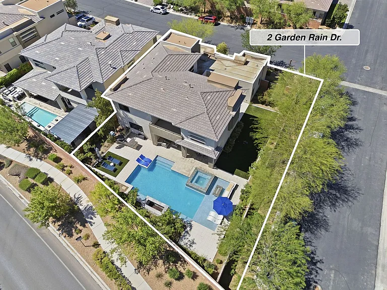 2 Garden Rain Dr — Photo 2