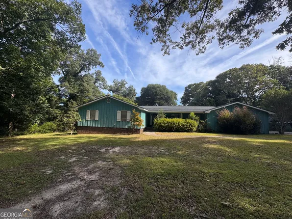 110 Bayview Dr, Perry, GA 31069