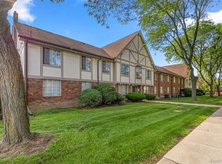 30220 Southfield Rd, Southfield, MI 48076