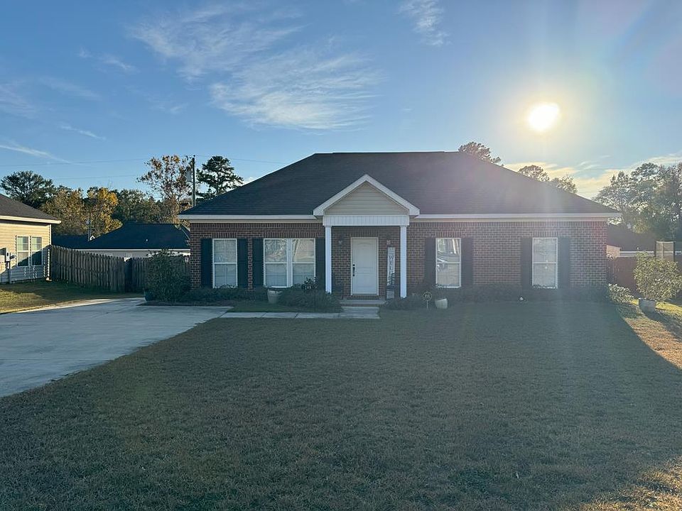 1st image of 149 Mikado Dr