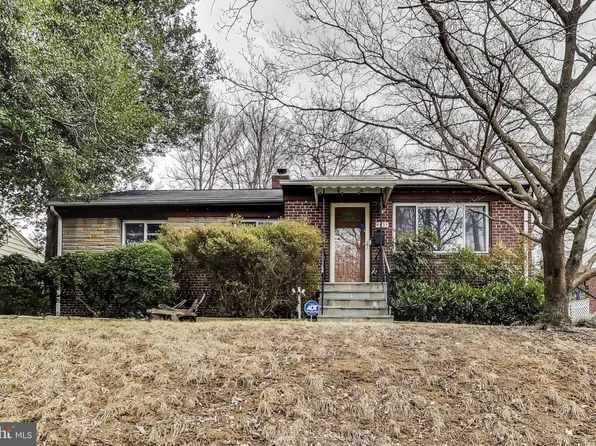 9821 E Light Dr, Silver Spring, MD 20903