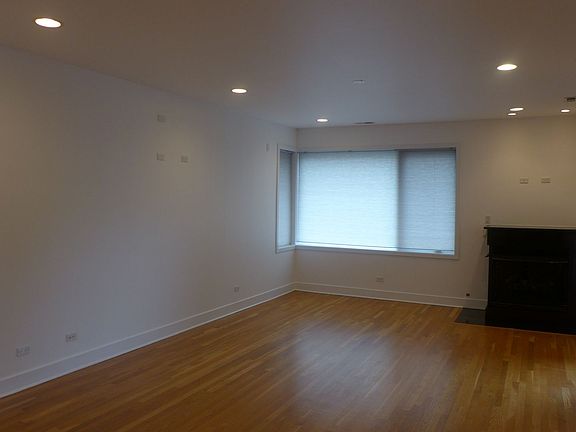 2nd image of 2143-45 N Damen Ave #202