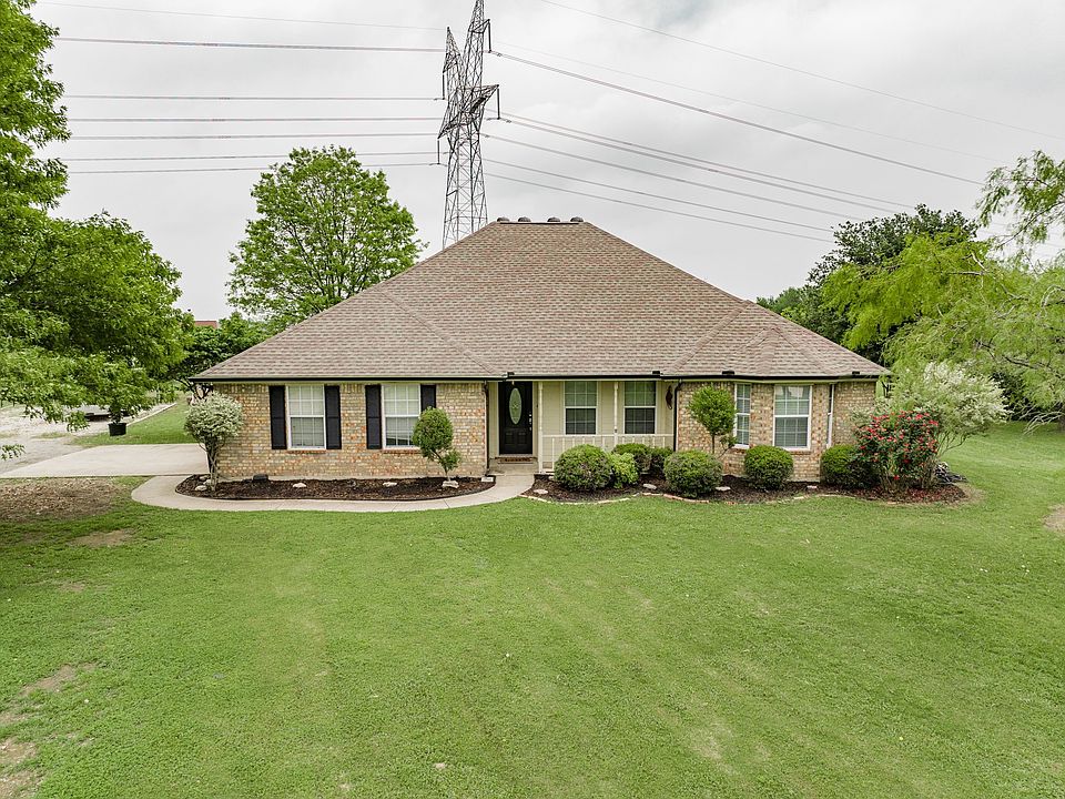 1st image of 4158 Lucy Cir