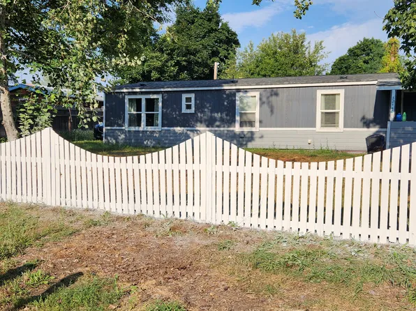 32440 N 2nd Ave, Spirit Lake, ID 83869