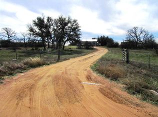 232 Valley Ranch Cir, Llano, TX 76885