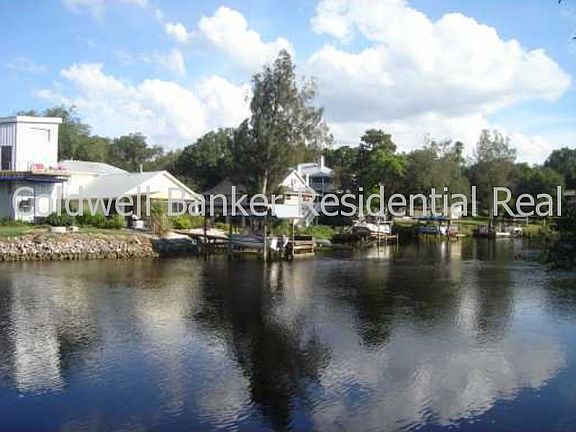 3rd image of 8112 N River Shore Dr