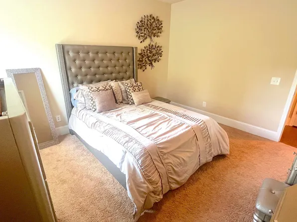 (undisclosed Address), Locust Grove, GA 30248