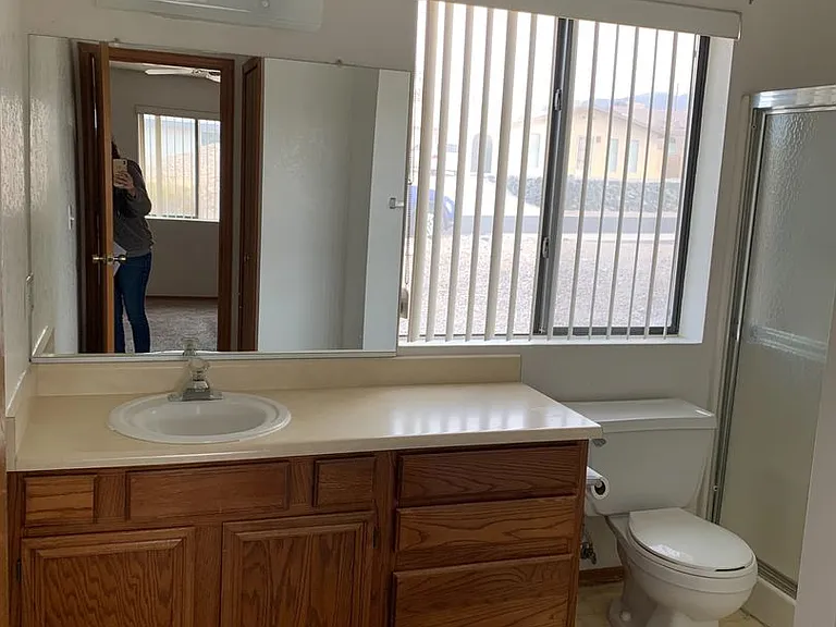 4040 Challenger Dr — Photo 10