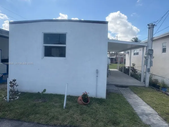 425 E 33rd St, Hialeah, FL 33013