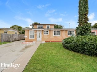 1443 W 7th St, West Palm Beach, FL 33404