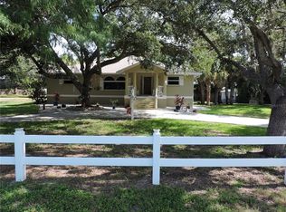 905 COLONIAL ROAD, VENICE, FL 34293