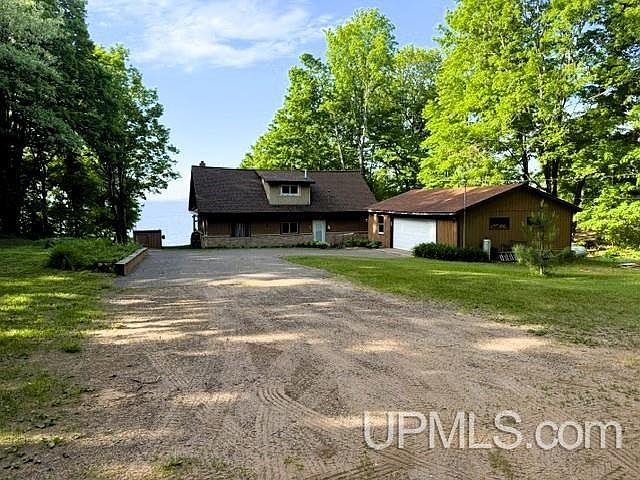 1st image of 16844 Goose Ln